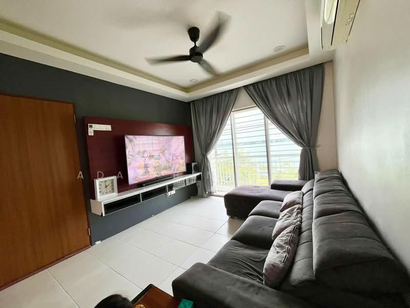 Townhouse for Sale in Taman Putra Perdana (Puchong) - Adam Bin Nizar - Living Room - PropertyGuru.com.my