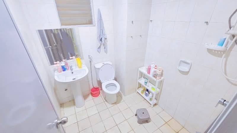 Millennium Place @ Millennium Square untuk Untuk Disewa - RM 2,800 /bulan, Apr 2026 - Bathroom - PropertyGuru.com.my