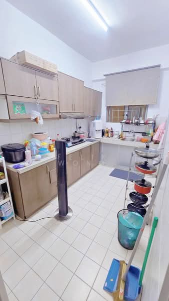 Millennium Place @ Millennium Square untuk Untuk Disewa - RM 2,800 /bulan, Apr 2026 - Kitchen - PropertyGuru.com.my