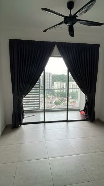 Servis Apartment untuk Disewa di Petalz Residences - Tad Seng Kho - Balcony - PropertyGuru.com.my