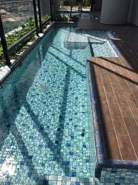 Servis Apartment untuk Disewa di Petalz Residences - Tad Seng Kho - Pool - PropertyGuru.com.my