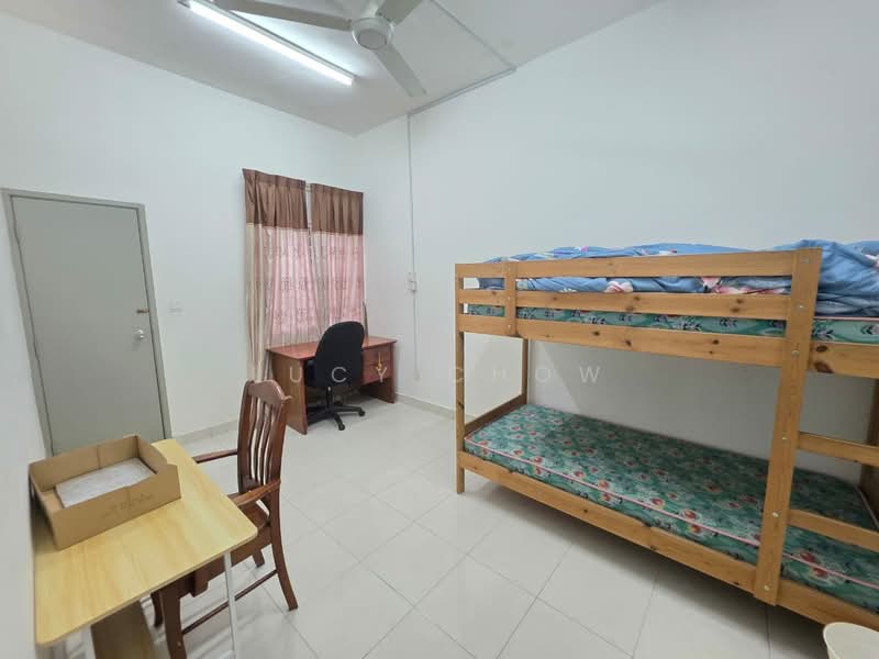 2-storey Terraced House for Rent in Saujana Rawang (Rawang) - Lucy Chow - Bedroom - PropertyGuru.com.my
