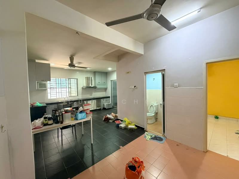 Rumah Teres 2 Tingkat untuk Disewa di Saujana Rawang (Rawang) - Lucy Chow - Kitchen - PropertyGuru.com.my
