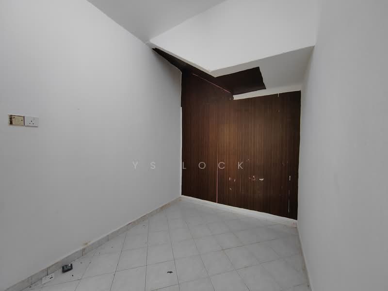 Rumah Teres 2 Tingkat untuk Dijual di Taman Seremban Jaya (Rantau) - YS Lock - Interior - PropertyGuru.com.my