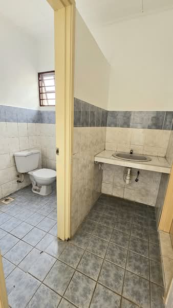 Bandar Bukit Puchong 2 untuk Untuk Dijual - RM 699,000, Apr 2026 - Bathroom - PropertyGuru.com.my