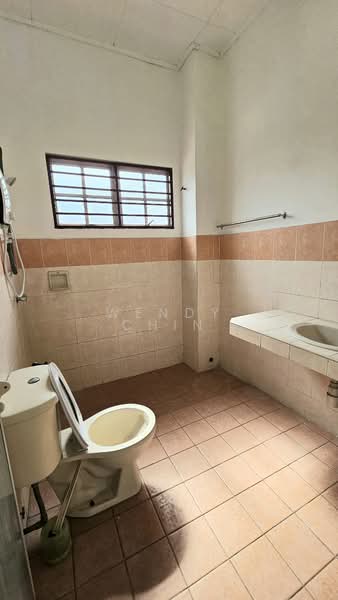 Bandar Bukit Puchong 2 untuk Untuk Dijual - RM 699,000, Apr 2026 - Bathroom - PropertyGuru.com.my