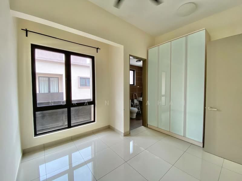 The Strata untuk Untuk Dijual - RM 550,000, Apr 2026 - Bedroom - PropertyGuru.com.my
