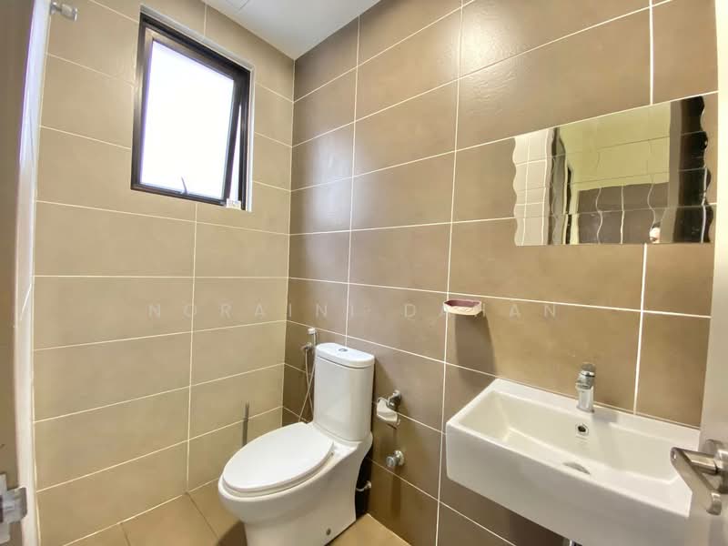 The Strata untuk Untuk Dijual - RM 550,000, Apr 2026 - Bathroom - PropertyGuru.com.my