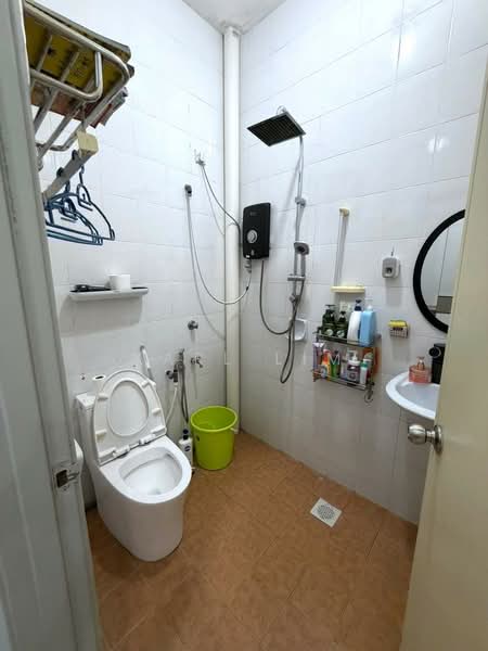 1-storey Terraced House for Sale in Bandar Putra Jaya (Tebrau) - Karl Lim - Bathroom - PropertyGuru.com.my