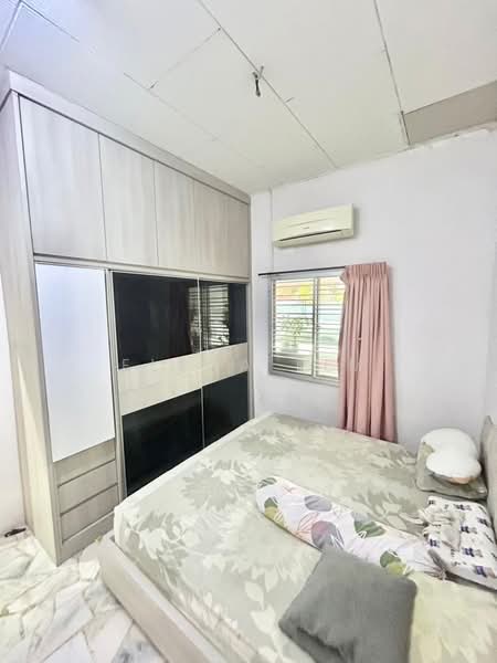 1-storey Terraced House for Sale in Skudai (Johor) - Elena Lim - Bedroom - PropertyGuru.com.my