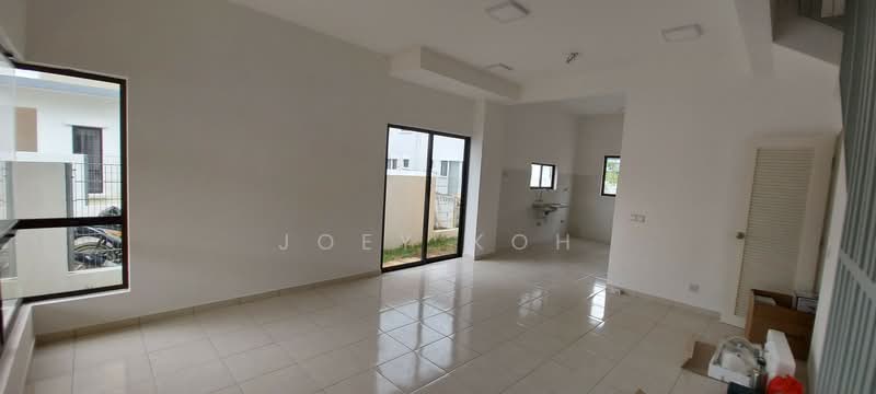 2-storey Terraced House for Rent in Setia Alam (Selangor) - Joey Koh - Living Room - PropertyGuru.com.my