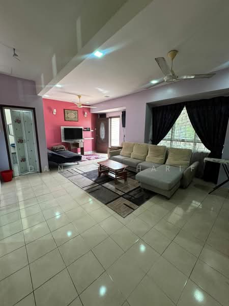 Crescentia Park untuk Untuk Dijual - RM 495,000, Apr 2026 - Living Room - PropertyGuru.com.my
