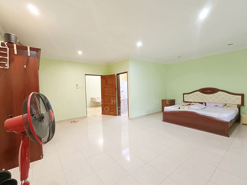 2-storey Terraced House for Sale in Taman Desa Aman (Cheras) - Fred Chai Meng Foong - Bedroom - PropertyGuru.com.my