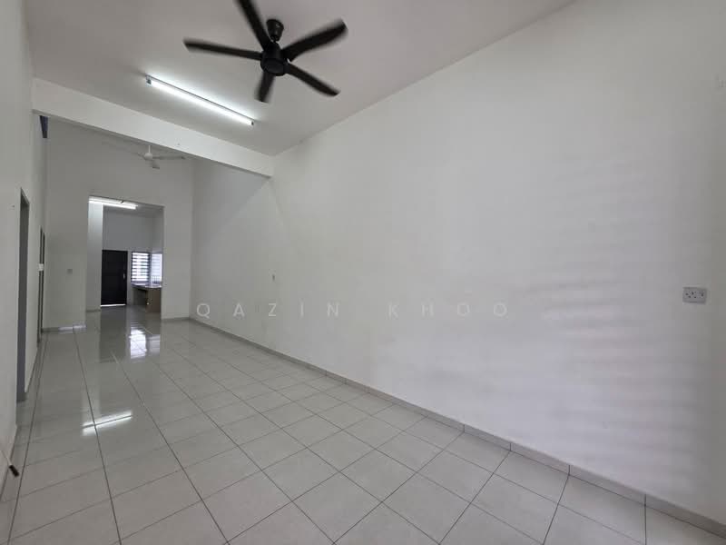 1-storey Terraced House for Rent in Taman Meru (Ipoh) - Qazin Khoo - Living Room - PropertyGuru.com.my
