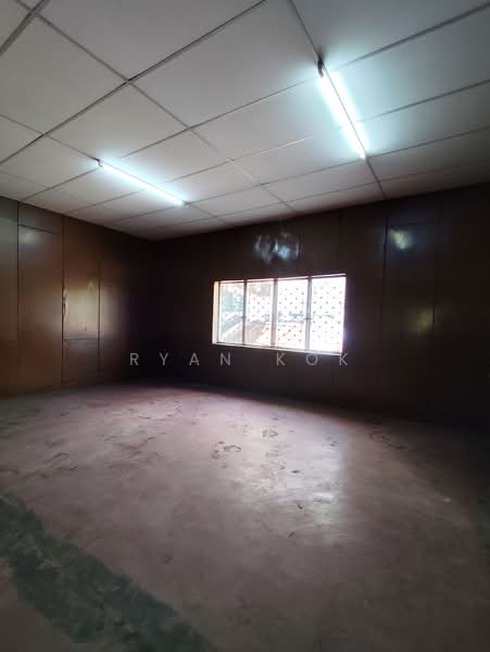 Shop / Office for Sale in Seremban (Negeri Sembilan) - Ryan Kok - 1F 2nd Unit - PropertyGuru.com.my