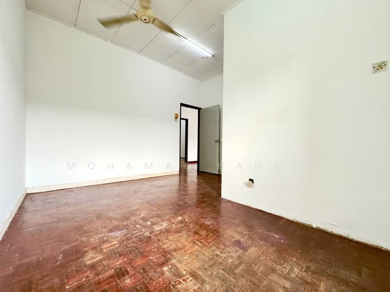 For Sale - Seksyen 7