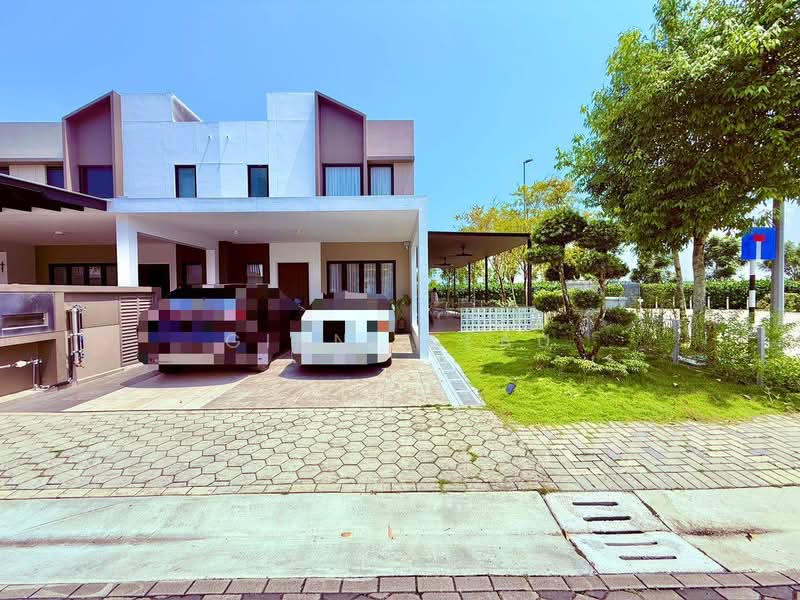 2-storey Terraced House for Sale in Sunway City Iskandar Puteri (Iskandar Puteri (Nusajaya)) - Ginnie Lau - Exterior - PropertyGuru.com.my