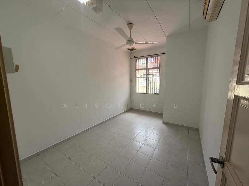 Rumah Teres 2 Tingkat untuk Disewa di Kampung Segambut Tengah (Segambut) - Alison Chiu - Interior - PropertyGuru.com.my