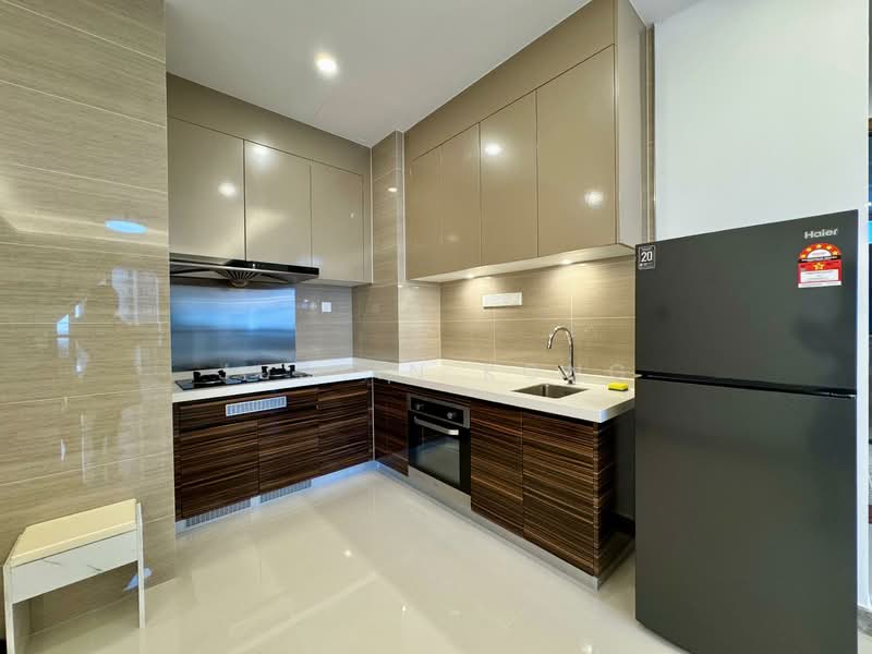 Condominium for Rent at R&F Princess Cove Phase 2-Seine Region - Justin Kong - Kitchen - PropertyGuru.com.my