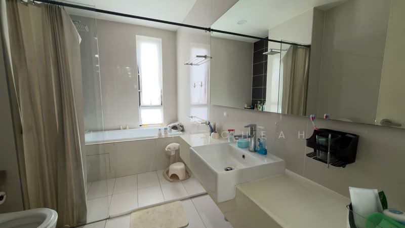 Emerald Residence Link House Type B untuk Untuk Dijual - RM 1,600,000, Apr 2026 - Bathroom - PropertyGuru.com.my