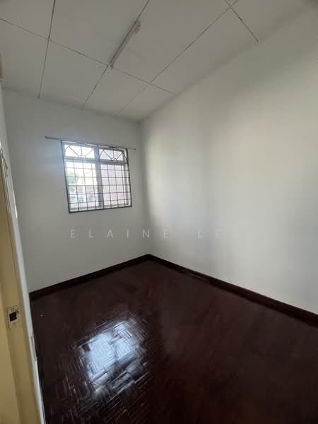 Rumah Teres 2-Tingkat untuk Dijual di Taman Lestari Putra (Seri Kembangan) - Elaine Lee - Interior - PropertyGuru.com.my