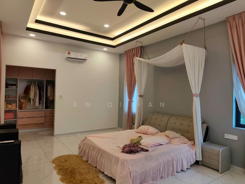 Bungalow for Sale in Nilai (Negeri Sembilan) - Aw Qi Fan - Bedroom - PropertyGuru.com.my
