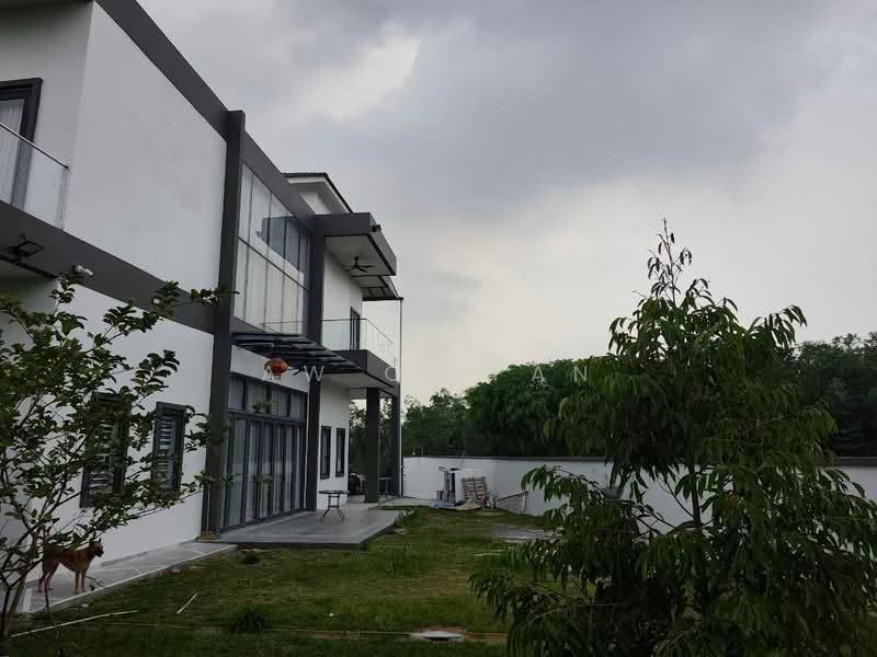Bungalow for Sale in Nilai (Negeri Sembilan) - Aw Qi Fan - Exterior - PropertyGuru.com.my