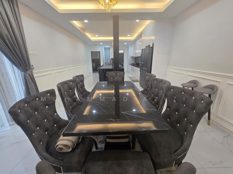 Cluster House for Sale in Taman Bandar Putra (Kuantan) - Mohammad Azizi - Dining Room - PropertyGuru.com.my