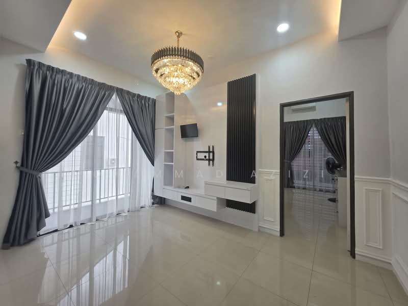 Cluster House for Sale in Taman Bandar Putra (Kuantan) - Mohammad Azizi - Living Room - PropertyGuru.com.my