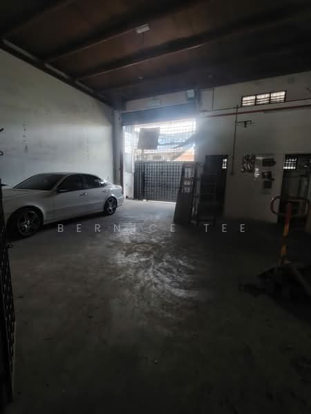 Factory for Sale in Taman Perindustrian Senai (Senai) - Bernice Tee - Car Park - PropertyGuru.com.my