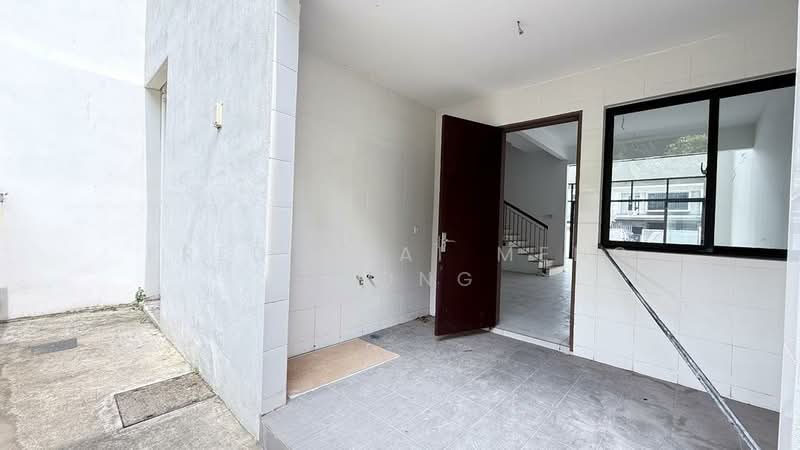 3-storey Terraced House for Sale in Bandar Damai Perdana (Cheras) - Fred Chai Meng Foong - Entrance - PropertyGuru.com.my