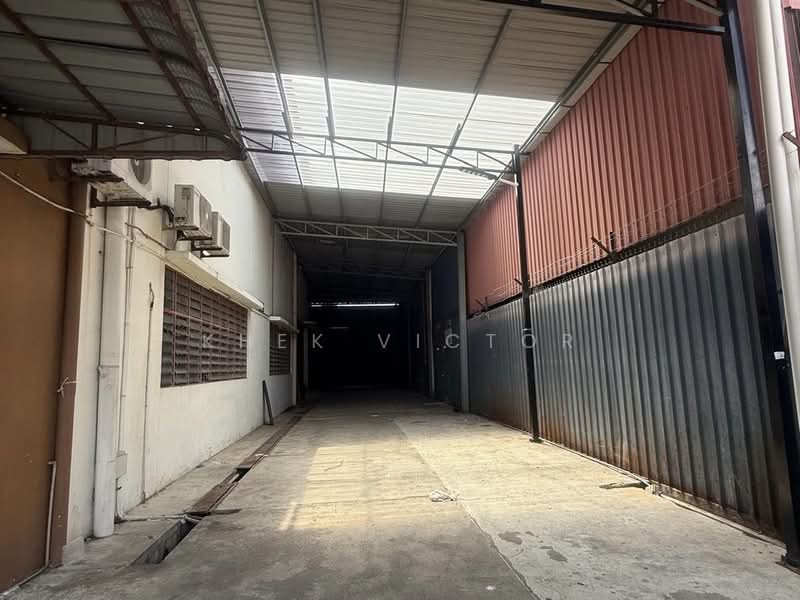 Semi-D Factory for Rent in Ulu Tiram (Johor) - Khek Victor - Exterior - PropertyGuru.com.my