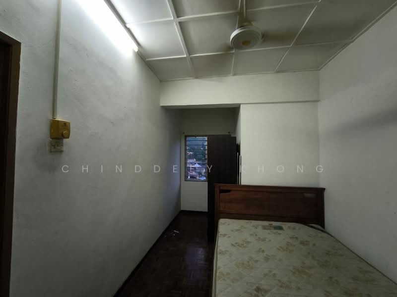 Apartment for Sale at Saga Ria Apartment - Chinddeey Khong - Bedroom - PropertyGuru.com.my