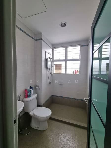 Rumah Teres 2 Tingkat untuk Dijual di Kemuning Utama Bayu (Shah Alam) - SK Thiam - Bathroom - PropertyGuru.com.my