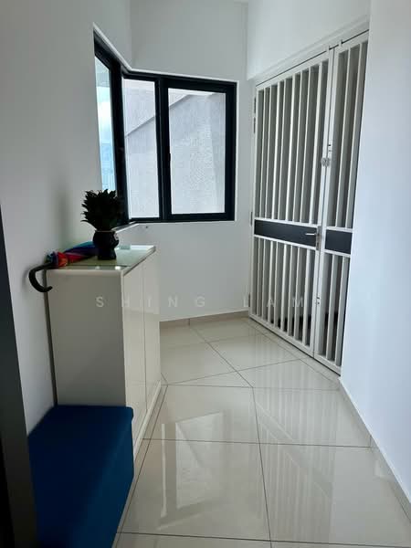 Kondominium untuk Disewa di Waterside Residence - Shing Lam - Entrance - PropertyGuru.com.my