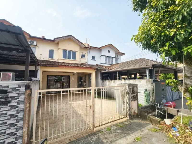 2-storey Terraced House for Sale in Bandar Tasik Puteri (Rawang) - Firdaussazwan Mustafa - Exterior - PropertyGuru.com.my