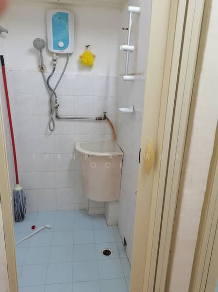 Flat for Sale at Green Garden - Irene Ai Wah Ooi - Bathroom - PropertyGuru.com.my