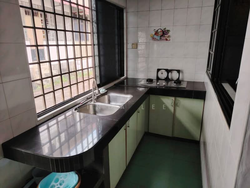 Taman Perling untuk Untuk Disewa - RM 2,000 /bulan, Apr 2026 - Kitchen - PropertyGuru.com.my