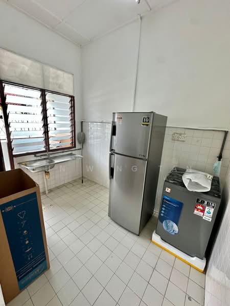 Single Storey Terrace@Jalan Molek 2,Taman Molek untuk Untuk Disewa - RM 2,000 /bulan, Apr 2026 - PropertyGuru.com.my