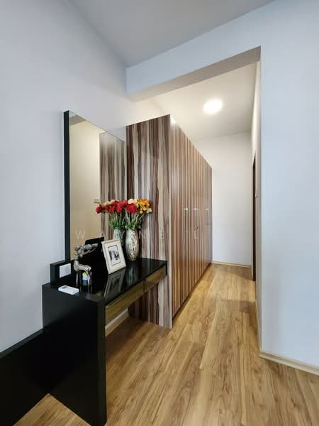 Service Residence for Sale at Veranda Residence - Wayne Lee - Corridor - PropertyGuru.com.my