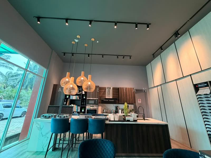 Factory for Sale in Taman IKS Bukit Minyak (Bukit Mertajam) - Ashley Tan - Kitchen - PropertyGuru.com.my