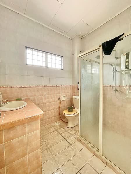 2 storey terrace, jalan kristal, shah alam untuk Untuk Dijual - RM 660,000, Apr 2026 - PropertyGuru.com.my