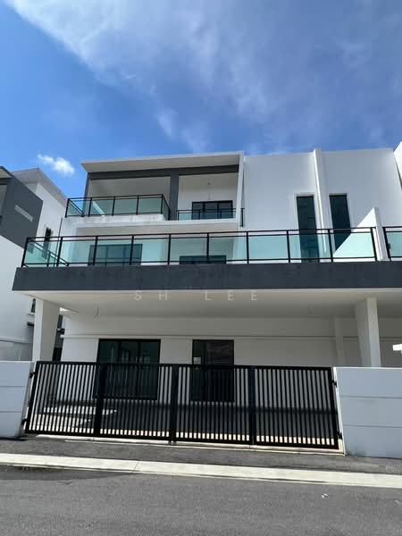 Alma Residence untuk Untuk Dijual - RM 1,100,000, Apr 2026 - Exterior - PropertyGuru.com.my