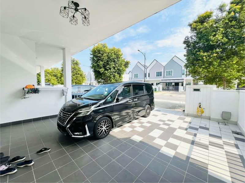 2-storey Terraced House for Sale in Semenyih (Selangor) - Ashraf Azwan - Exterior - PropertyGuru.com.my
