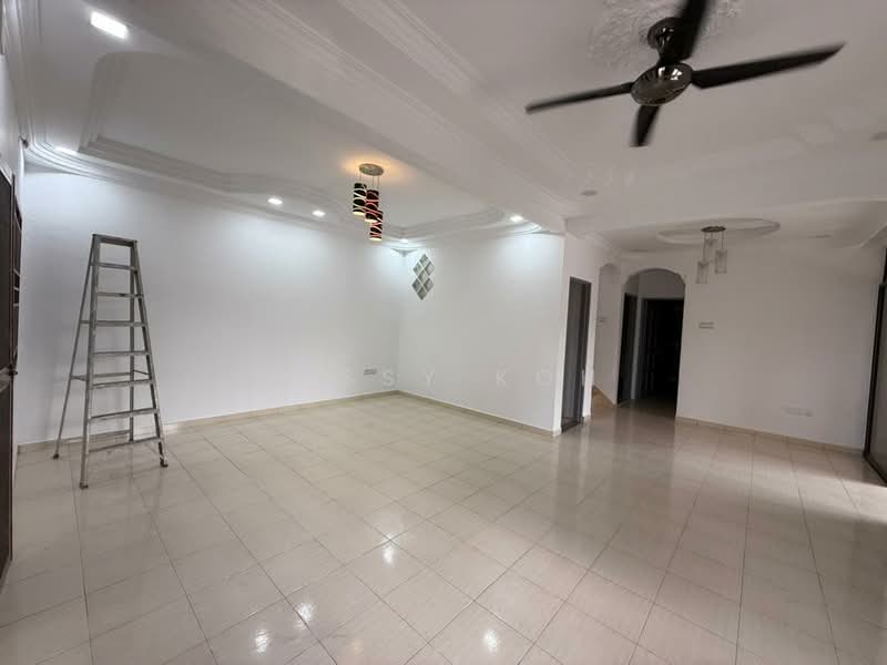 Rumah Teres 2 Tingkat untuk Disewa di Taman Desa Cemerlang (Ulu Tiram) - Jessy Koh - Living Room - PropertyGuru.com.my
