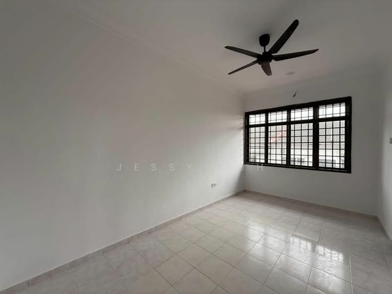 Rumah Teres 2 Tingkat untuk Disewa di Taman Desa Cemerlang (Ulu Tiram) - Jessy Koh - Interior - PropertyGuru.com.my