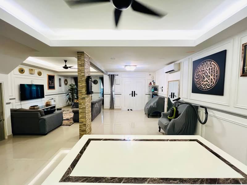 2-storey Terraced House for Sale in Bandar Baru Bangi (Selangor) - Azman Ahmad - Living Room - PropertyGuru.com.my