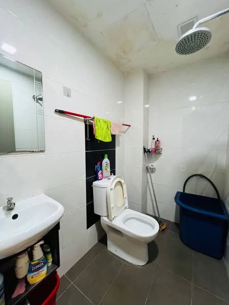 2-storey Terraced House for Sale in Bandar Baru Bangi (Selangor) - Azman Ahmad - Bathroom - PropertyGuru.com.my