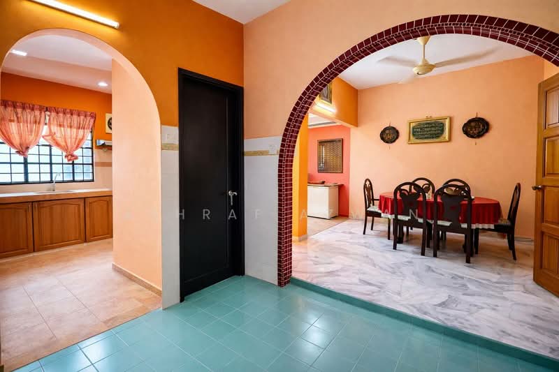 Rumah Teres 2 Tingkat untuk Dijual di Usj 11 (Subang Jaya) - Ashraf Azwan - Kitchen - PropertyGuru.com.my