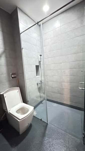 Paragon Suites @ CIQ untuk Untuk Disewa - RM 3,000 /bulan, Apr 2026 - Bathroom - PropertyGuru.com.my
